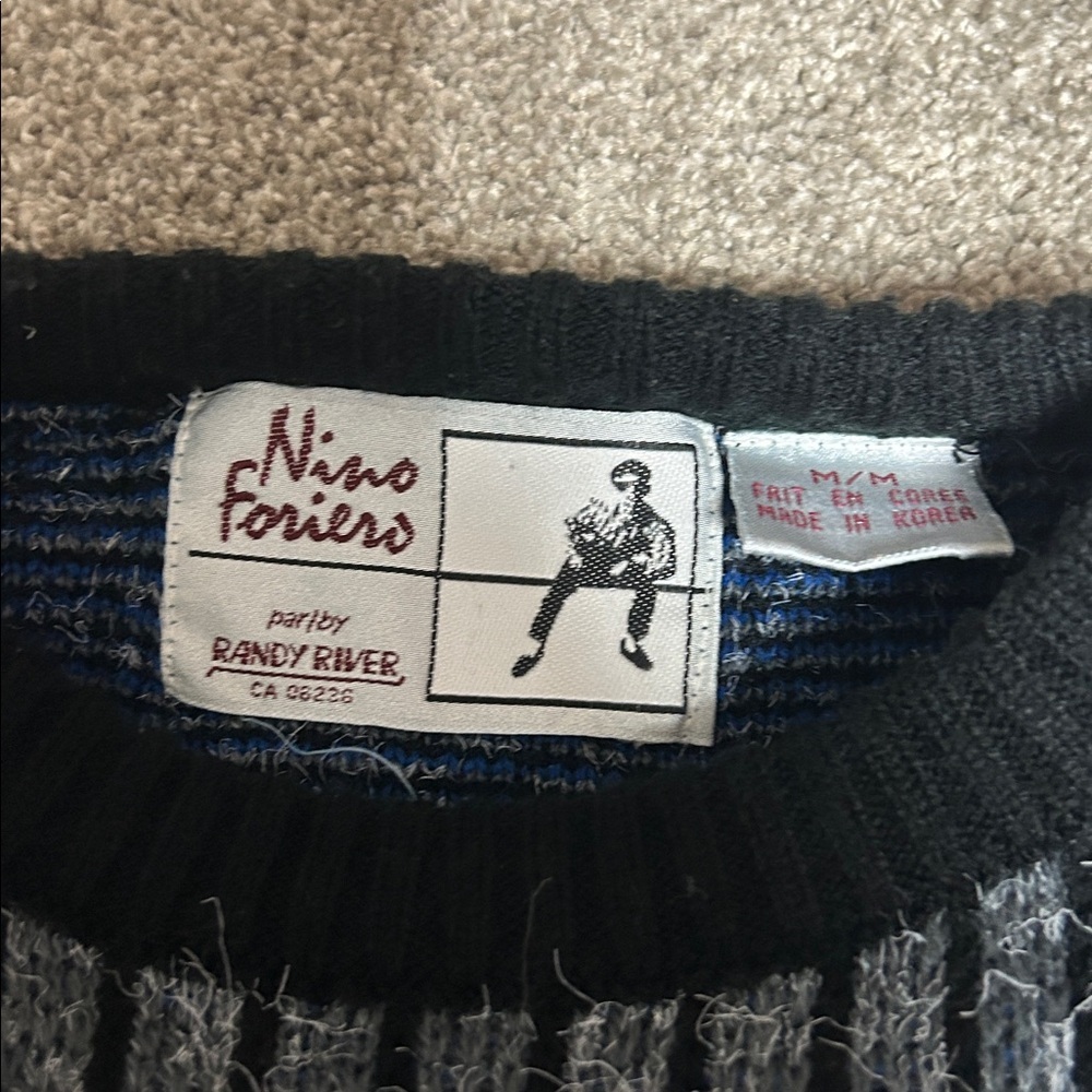 Vintage 90s Nino Foriero Patterned Knit Sweater - Picture 2 of 5